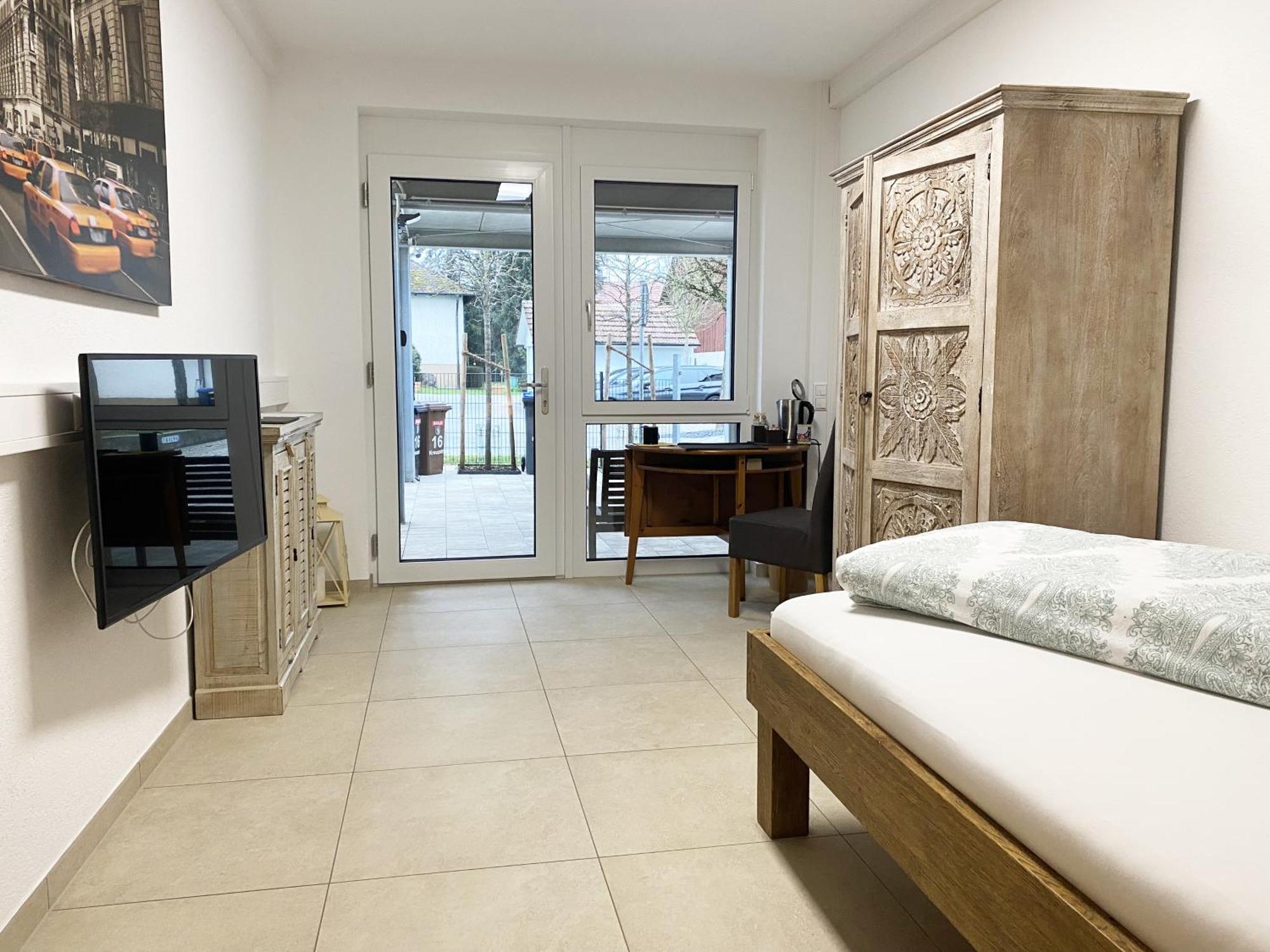 1 Mit Bad Ohne Kueche, 1 Person, 15 Qm, Direkt An Der Aach Apartment Singen